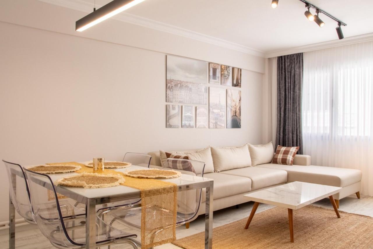 Gorgeous Flat With Balcony In Izmir Konak Apartment Екстериор снимка
